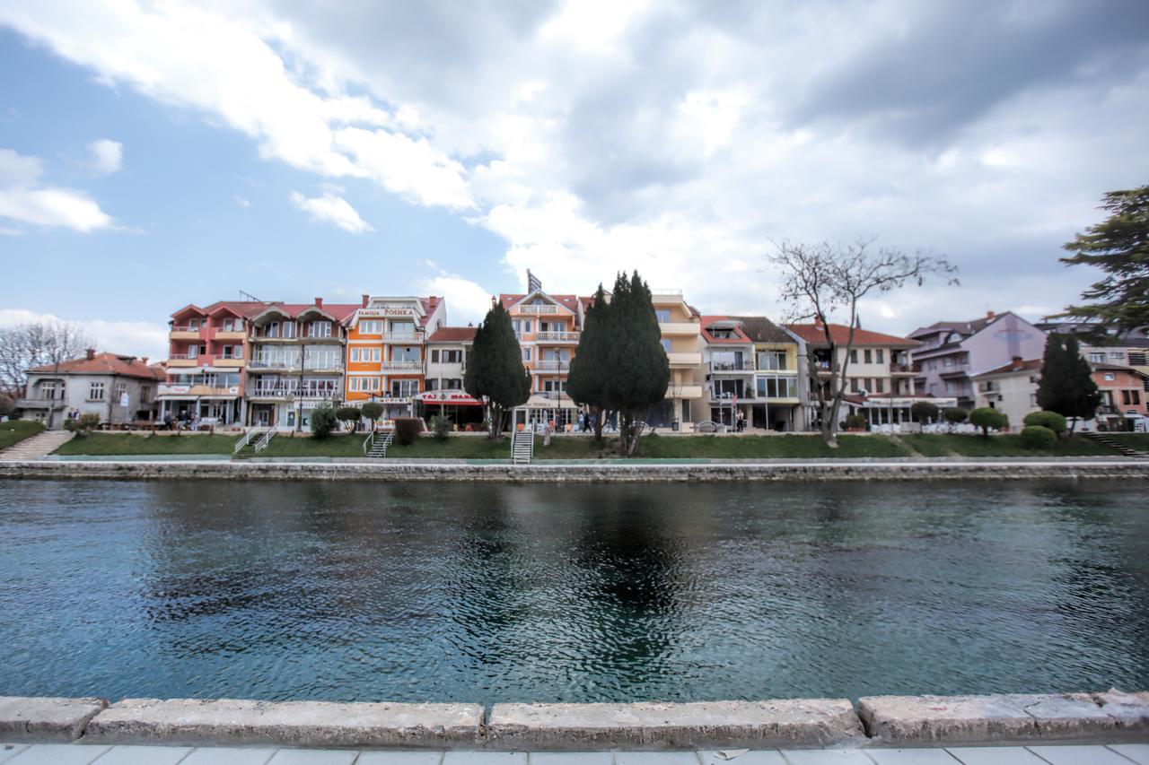 Art Theatre Caffe Hotel Struga Eksteriør bilde