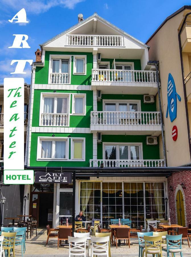 Art Theatre Caffe Hotel Struga Eksteriør bilde